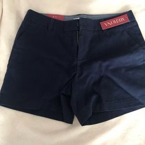 Medina shorts size 4